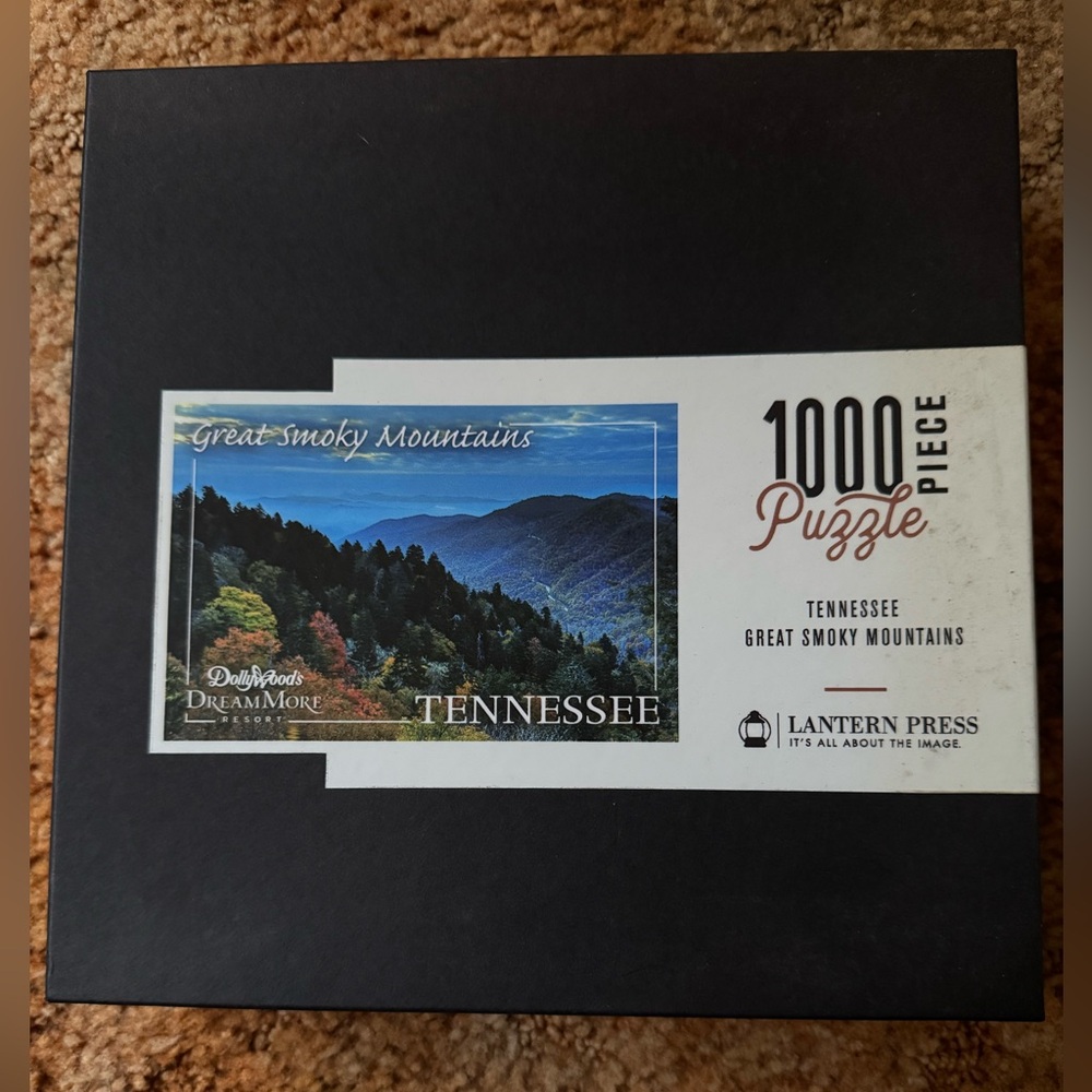 Lantern Press 1000-Piece Tennessee Great Smoky Mountains Puzzle - Black Box